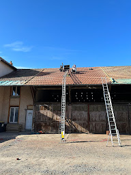 Photo n°31 de Les Toits Lyonnais Pere&Fils - Couvreur Réparation Nettoyage Toiture Fuites Couverture 69 Lyon à Lyon (Couvreur)