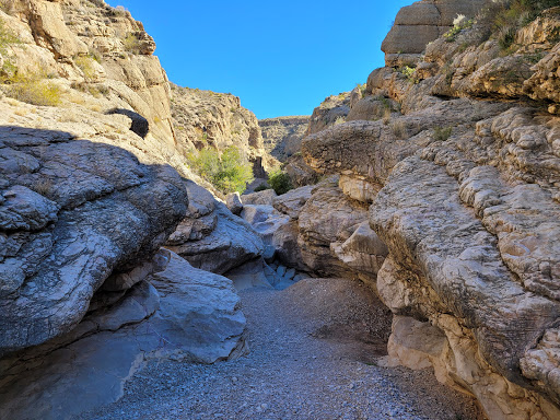 Ernst Tinaja Trailhead - Thumbnail