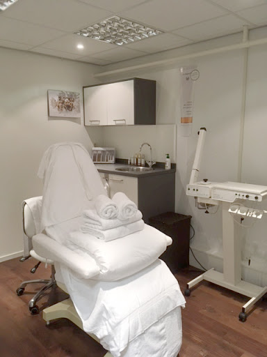 Schoonheidssalon de Goudsbloem - Dr.Hauschka Gallery - Netherlands