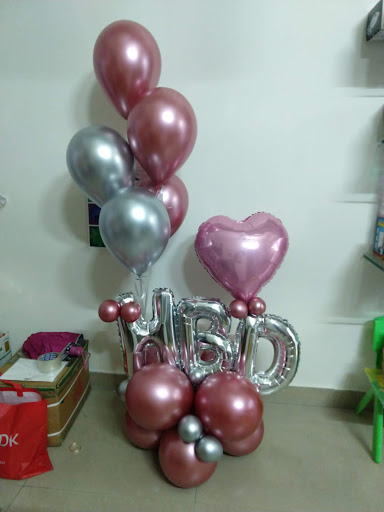 Party Monster Gallery: Helium Balloons for Unforgettable Celebrations in Noida!