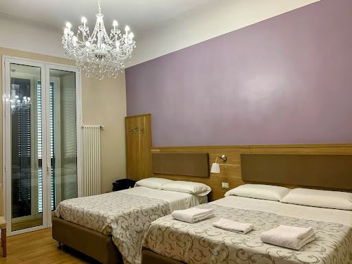 Opera Relais 85 Gallery - Italy