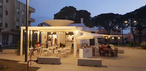 La Cometa bar, gelateria, creperia, pizzeria - Thumbnail
