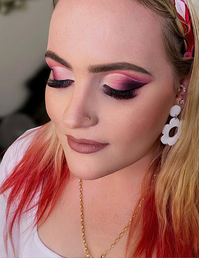Victoria Edwards Makeup & Hair Artist - Thumbnail