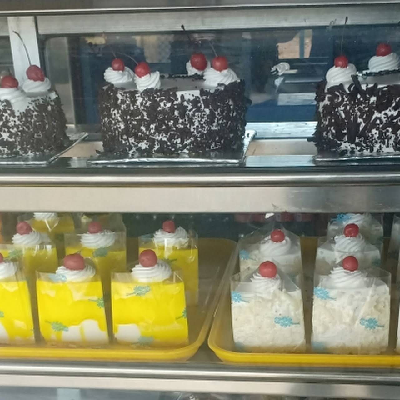 Sri Archana Sweets & Bakery Bakery in Chennai