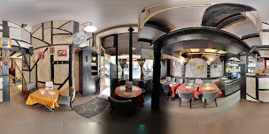 Photo n°12 de Le Village à Paris (Restaurant de plats à emporter)