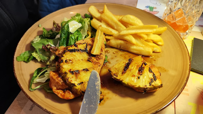 http://classicrestaurant.pl/