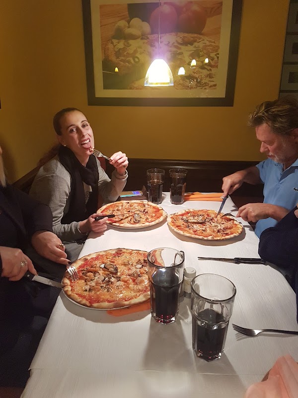 Restaurant Lacuna 41 81 284 64 55 Belmontstrasse 1 7000 Chur Schweiz