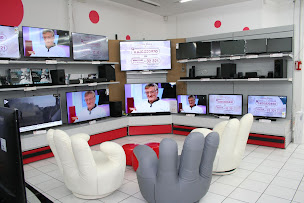 Photo n°2 de PRO&Cie - Ent. JCC Chereau à Château-Renault (Service de réparation d'appareils électroménagers)