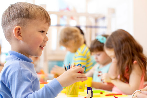 KinderReich Montessori Kinderhaus Geesthacht - Thumbnail