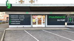Photo n°1 de PHARMACIE DU FORT - Matériel médical et livraison à Calais (Pharmacie)