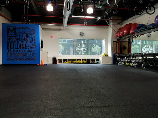 M.Train Studio - Visual