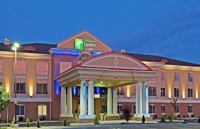 Holiday Inn Express & Suites Binghamton University-Vestal