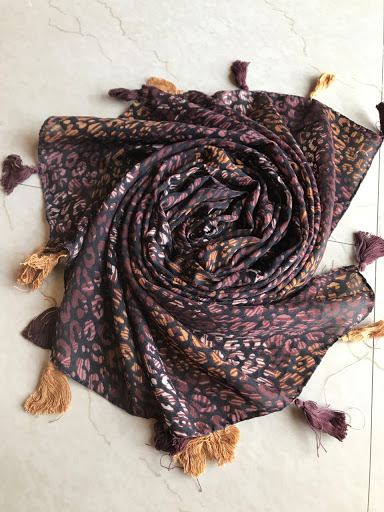Vrisa Scarf - Visual