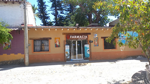 Atención Médica Dr. Yoalli Escalante