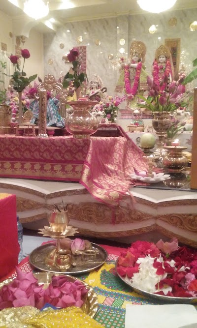 Photos of Shri Krishna Mandir - Gaypark