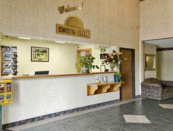 Days Inn by Wyndham Port Orchard