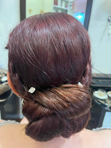 Petineuse - Visual