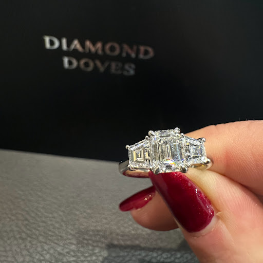 Diamond Doves - Hatton Garden Jewellers - Thumbnail