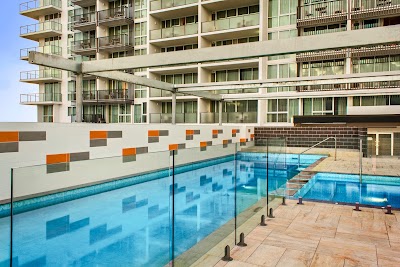 Photos of Quest Mackay on Gordon
