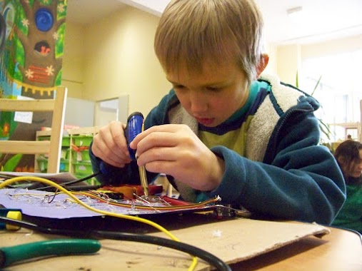 Turkusowa Wieża - Autorska Szkoła Podstawowa, Author: Turkusowa Wieża - Demokratyczna Szkoła Montessori