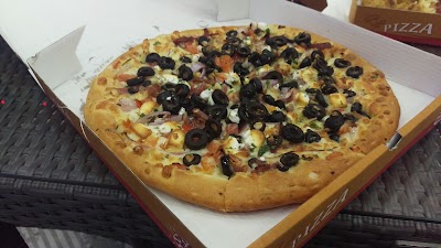 Photos of camys canadian pizza