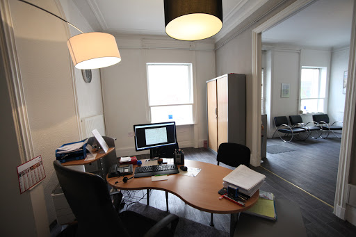 AXA Assurance et Banque Gerald Gouvenel