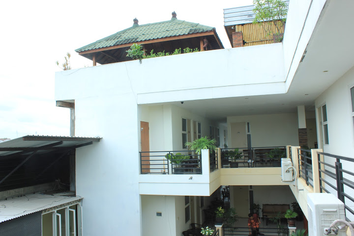 Helios Hotel Malang by null