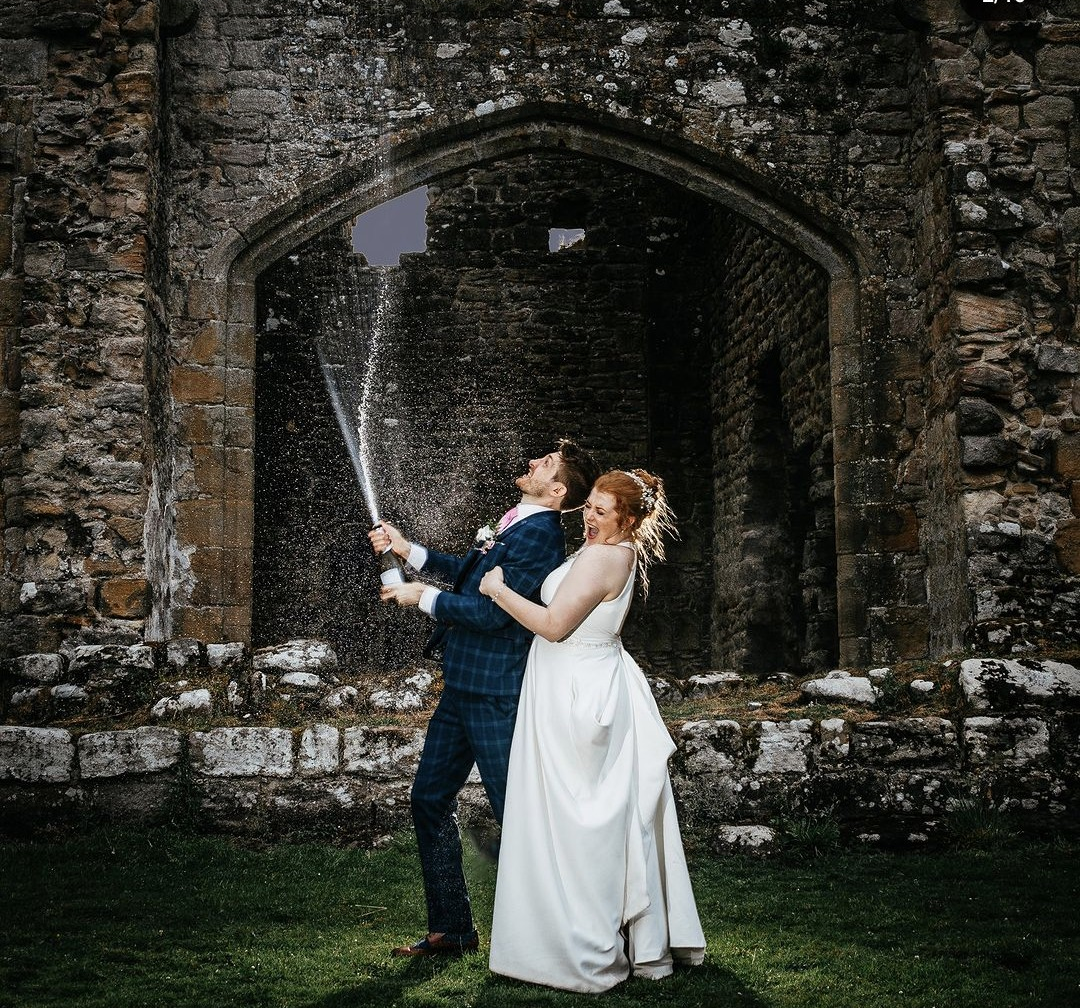 Makeup and Lashes by Naomi Frazer - Makeup Artists - photo 1