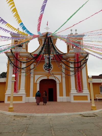 Photos of Iglesia Parroquial Santa Lucia Utatl&aacute;n Solol&aacute;