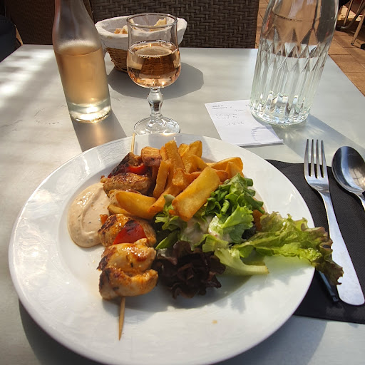 Le Chasseland - Thumbnail