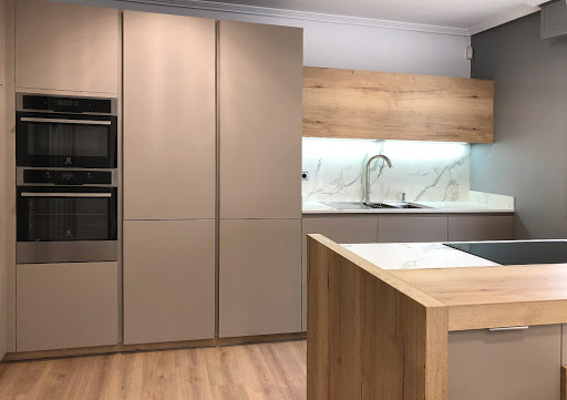Kitchen in Ourense | Cocinas, baños y armarios - Thumbnail