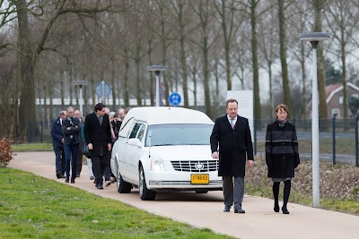 Mensink Ferguson Uitvaartzorg Alphen aan den Rijn