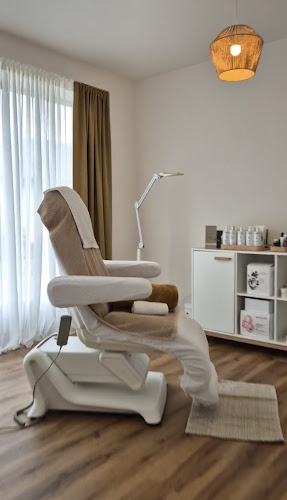 Hello Beauty Julia Backes photo