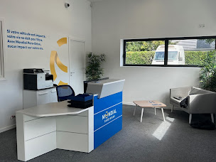 Photo n°5 de Mondial Pare-Brise Montévrain à Montévrain (Garage automobile)