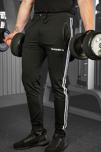 evolve athletic store - Visual