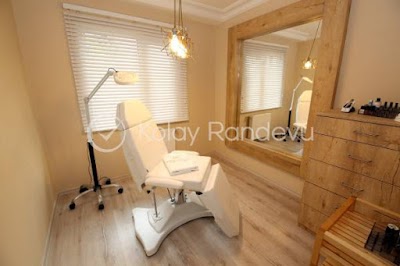beauty-salon