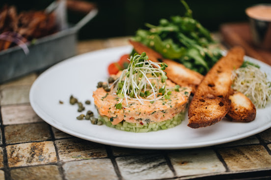 Abreuvoir Bar et Terrasse by null