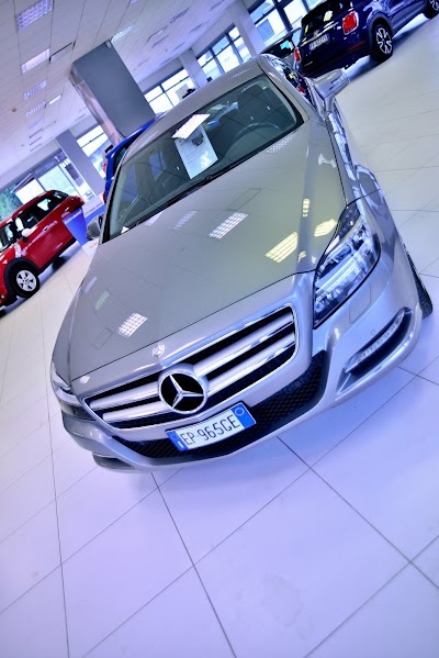 Photos of Hertz - Dubai Marina