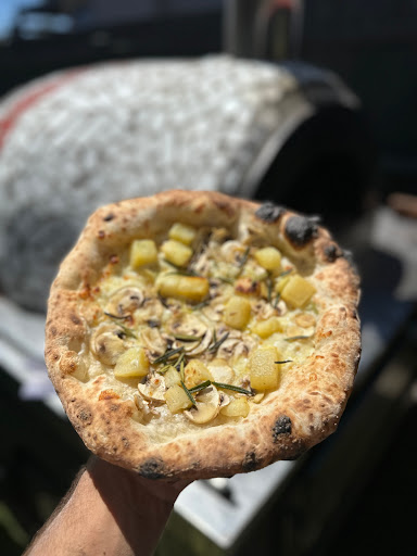 Napo mobile pizza catering - Thumbnail