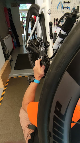 Opinii despre BikeLab în Brașov - Magazin de biciclete