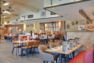 Photo n°50 de Hippopotamus Steakhouse à Les Pennes-Mirabeau (Restaurant de grillades à l'américaine)