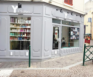 Photo n°1 de Salon Y à Sucy-en-Brie (Salon de coiffure)