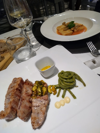 Adéle Restaurant - Visual