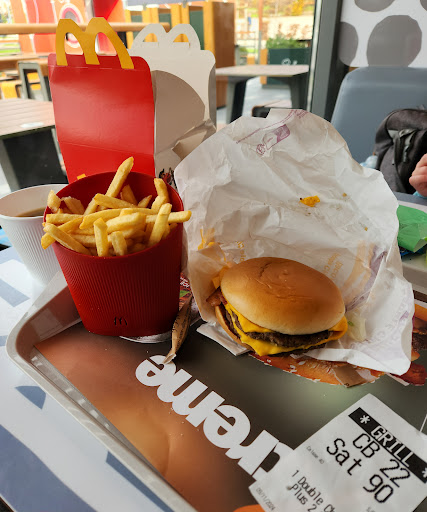 Photo 4 - McDonald's