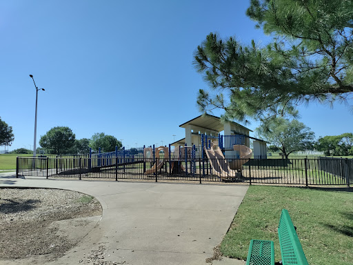 North Lakes Park