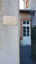 Photo n°1 de Infirmières Pinson-Pavard Sandrine et Calmettes Carole à Vitry-aux-Loges (Cabinet infirmier)