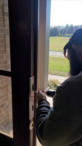 Pinky's Locksmith Service Louisville - Thumbnail