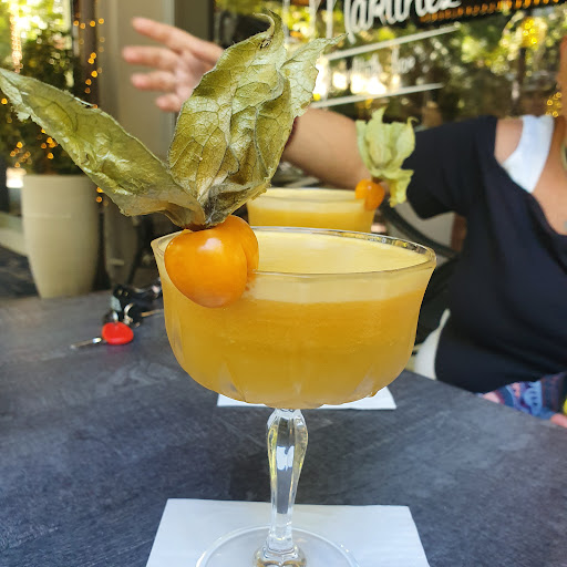 Martinez Cafe Cocktails Bar - Thumbnail