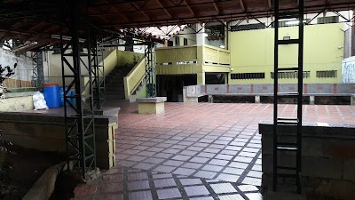 Photos of Colegio Alfonso L&oacute;pez Pumarejo