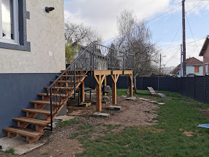 Photo n°8 de Vosges Injection Bois à Arches (Magasin de matériel pour le travail du bois)